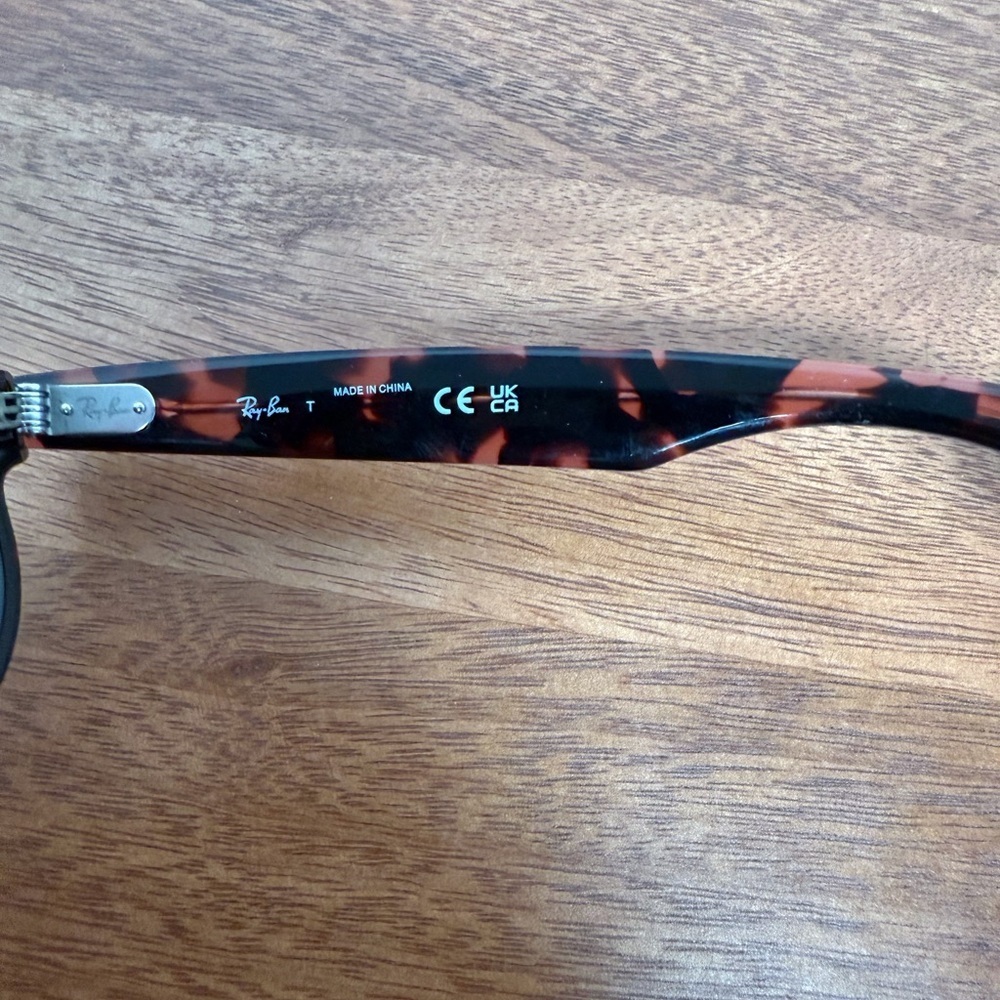 Ray-Ban Tortoiseshell Frame Brown Gradient Lens Sunglasses - Picture 2 of 6